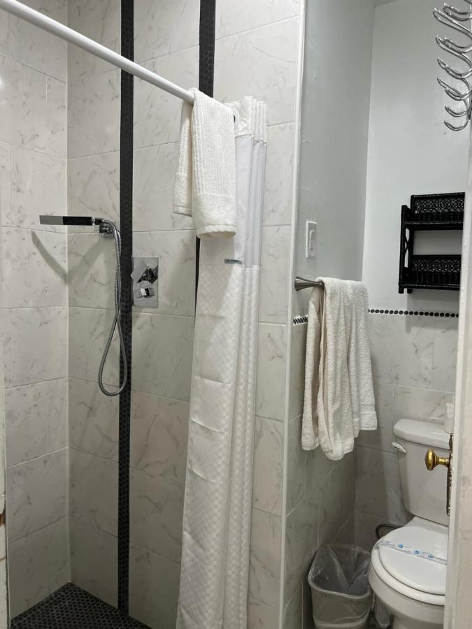 Inn Americas Value Royal Carriage Jamestown