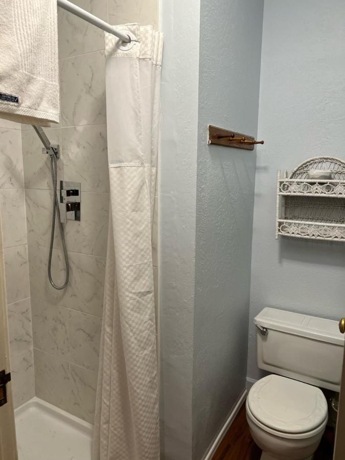Inn Americas Value Royal Carriage