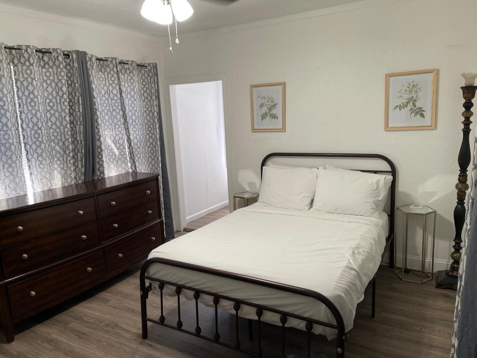 Americas Value Royal Carriage Inn 3*